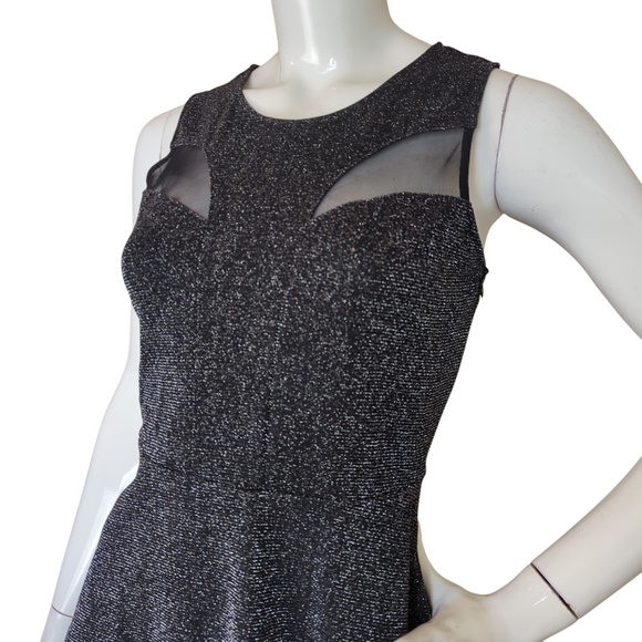 Guess Black Sparkly Peplum Sleeveless Dressy Top - Picture 4 of 12